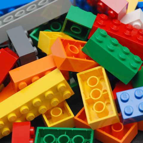 Manhattan Daire özellikleri merdiven 20.000 Lego tuğla ile kaplı 